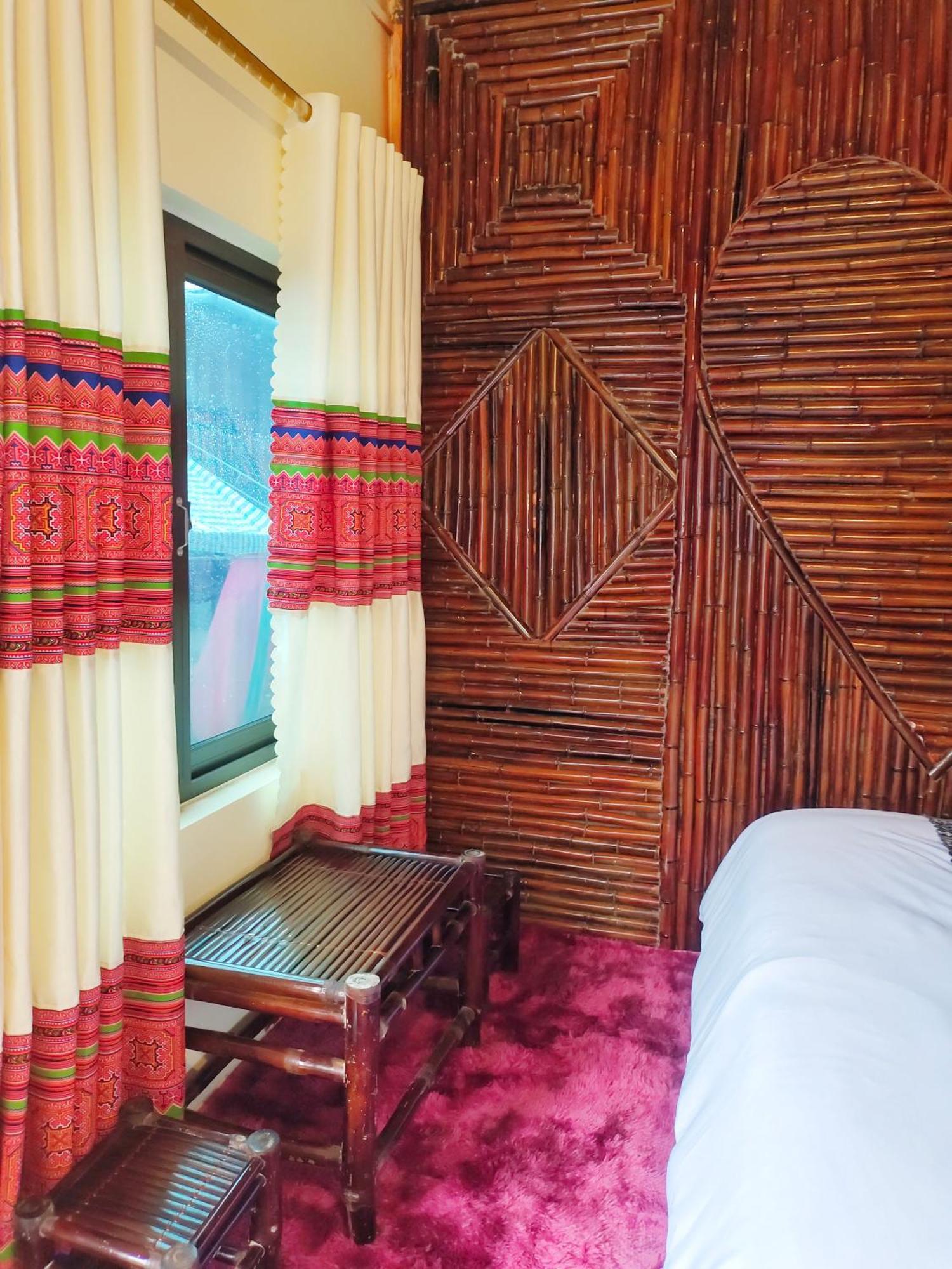 Homestay Meovac Stone Palace *